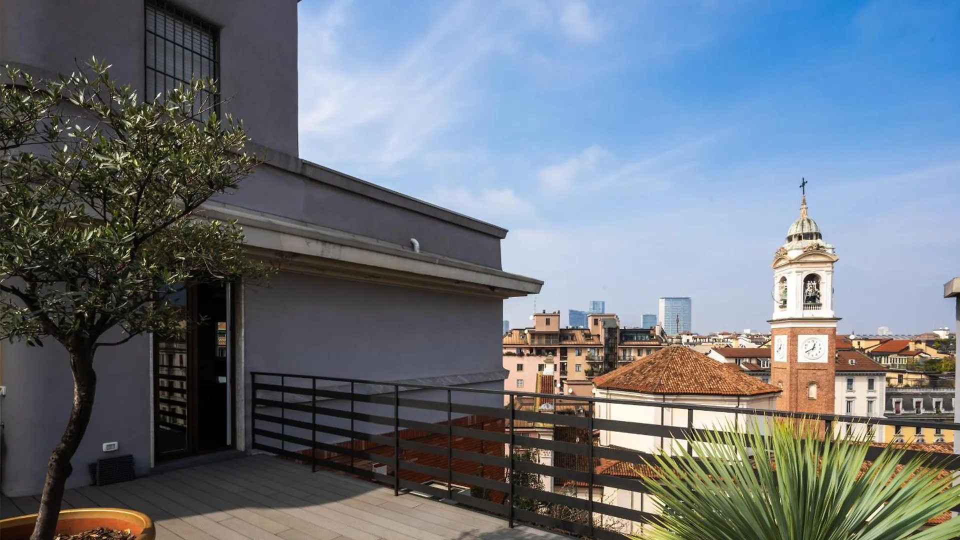 Cadamosto Art Penthouse With Terrace R&R Milano