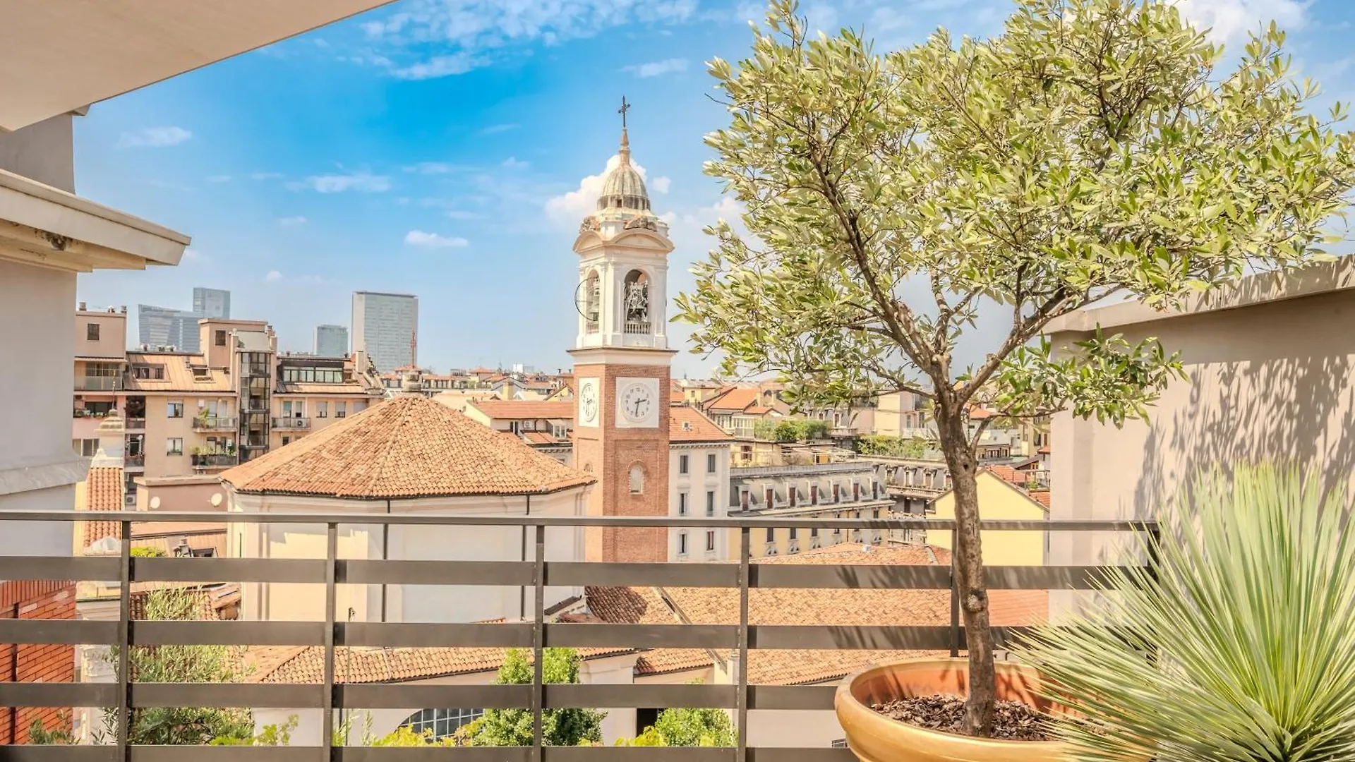 Cadamosto Art Penthouse With Terrace R&R Milano Appartamento