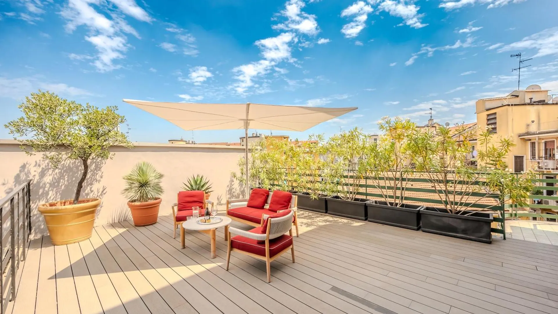 Daire Cadamosto Art Penthouse With Terrace R&R Milano İtalya